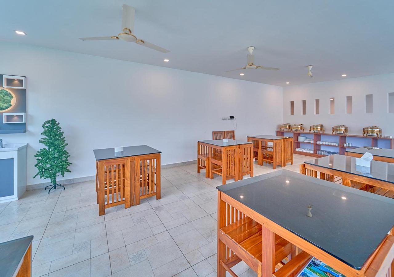 Ice Mist Pool Resort Munnar By Voye Homes 외부 사진