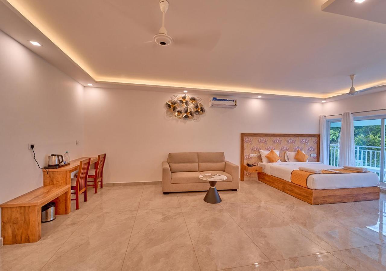 Ice Mist Pool Resort Munnar By Voye Homes 외부 사진