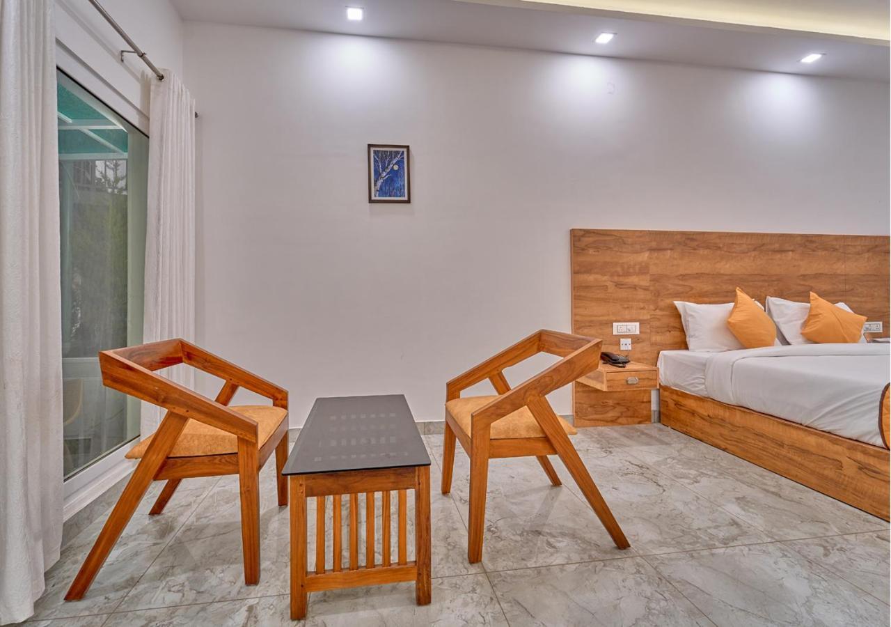 Ice Mist Pool Resort Munnar By Voye Homes 외부 사진