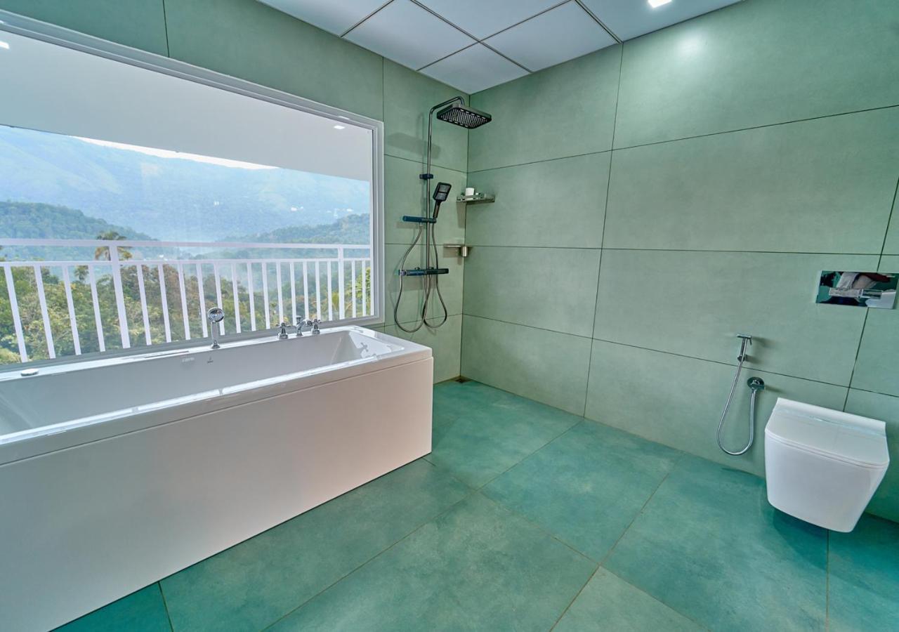 Ice Mist Pool Resort Munnar By Voye Homes 외부 사진