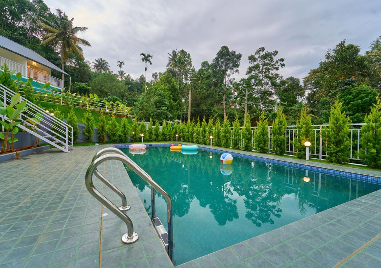 Ice Mist Pool Resort Munnar By Voye Homes 외부 사진